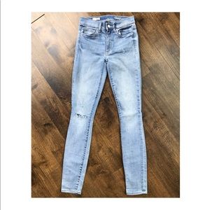 Gap Distressed True Skinny Jeans